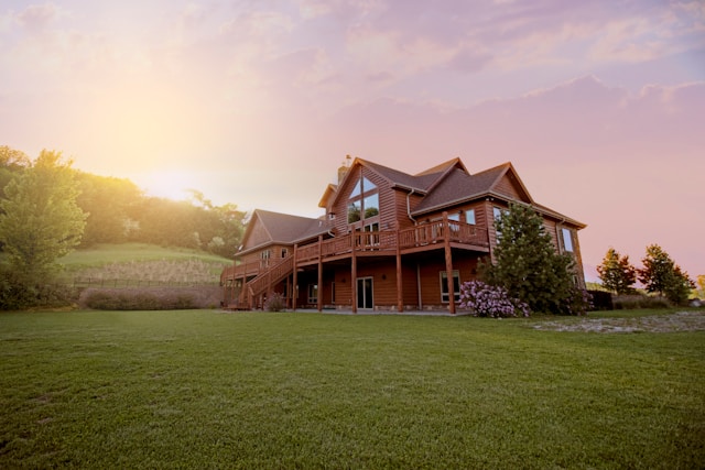 Why You Need a Real Estate Attorney When Buying a Home
