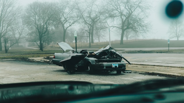 When to Hire an Auto Accident Lawyer: Key Signs You Need Legal Help