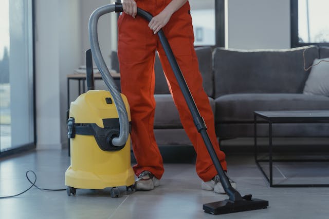 How Consistent Cleaning Schedules Improve Workplace Health